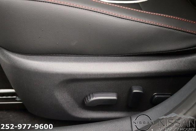 2025 Nissan Sentra SR CVT