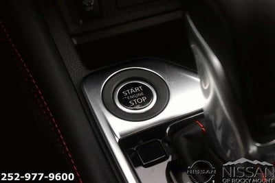 2025 Nissan Sentra SR CVT