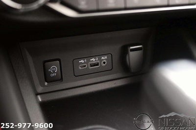 2025 Nissan Sentra SR CVT