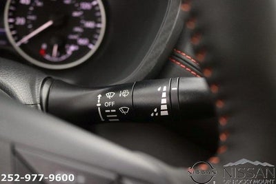 2025 Nissan Sentra SR CVT