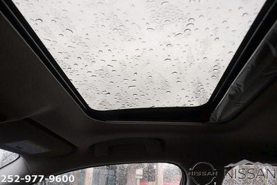 2025 Nissan Sentra SR CVT