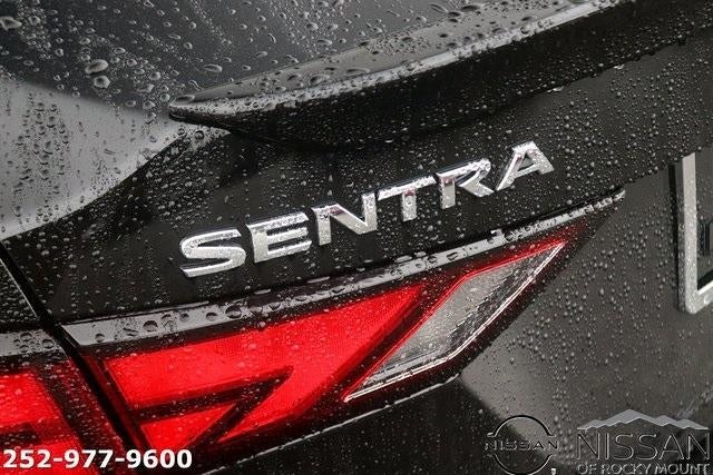 2025 Nissan Sentra SR CVT