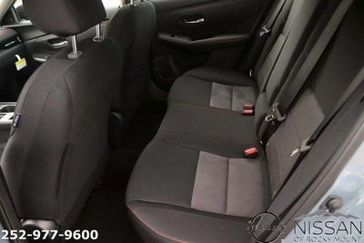 2025 Nissan Sentra SR CVT