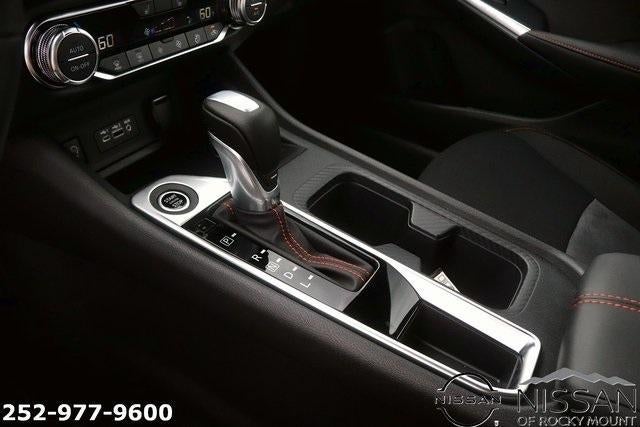 2025 Nissan Sentra SR CVT