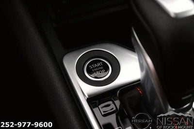 2025 Nissan Sentra SR CVT