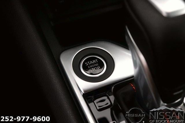 2025 Nissan Sentra SR CVT