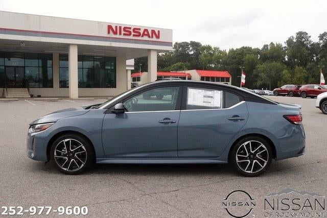 2025 Nissan Sentra SR CVT