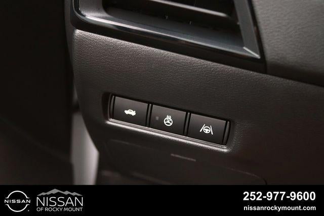 2026 Nissan Sentra SR Sedan
