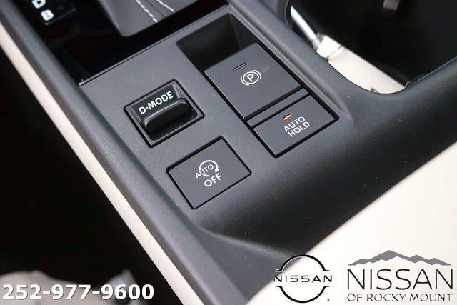 2026 Nissan Sentra SL Sedan *Ltd Avail*