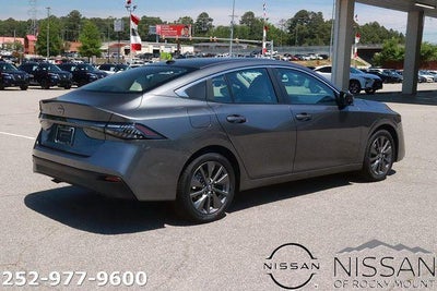 2026 Nissan Sentra SL Sedan *Ltd Avail*