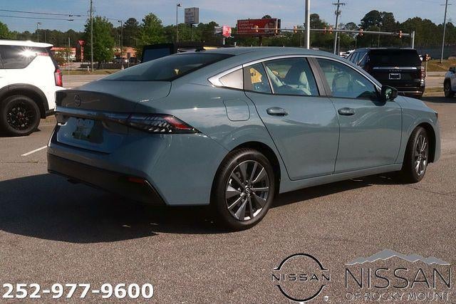 2026 Nissan Sentra SL Sedan *Ltd Avail*