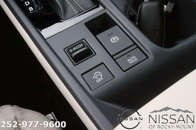 2026 Nissan Sentra SL Sedan *Ltd Avail*