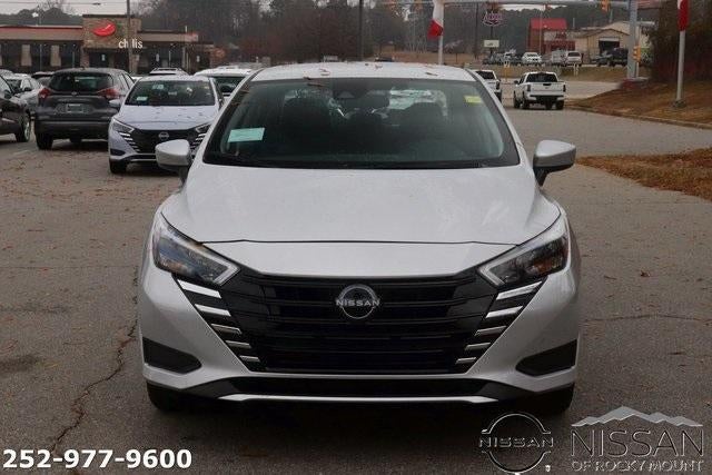 2025 Nissan Versa SV CVT