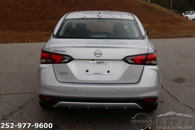 2025 Nissan Versa SV CVT