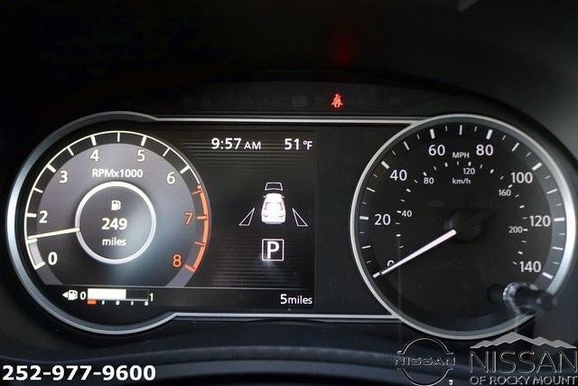 2025 Nissan Versa SV CVT