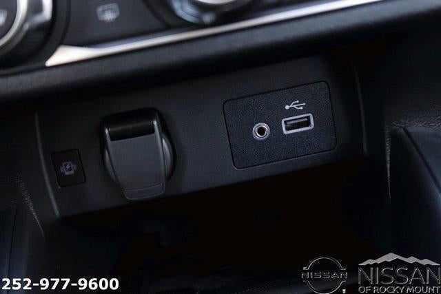 2025 Nissan Versa SV CVT