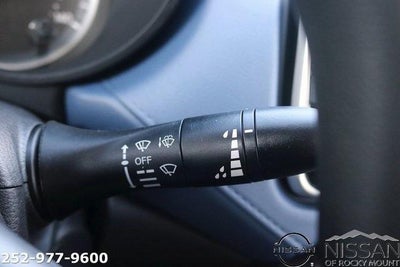 2025 Nissan Versa SV CVT