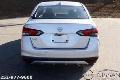 2025 Nissan Versa SV CVT