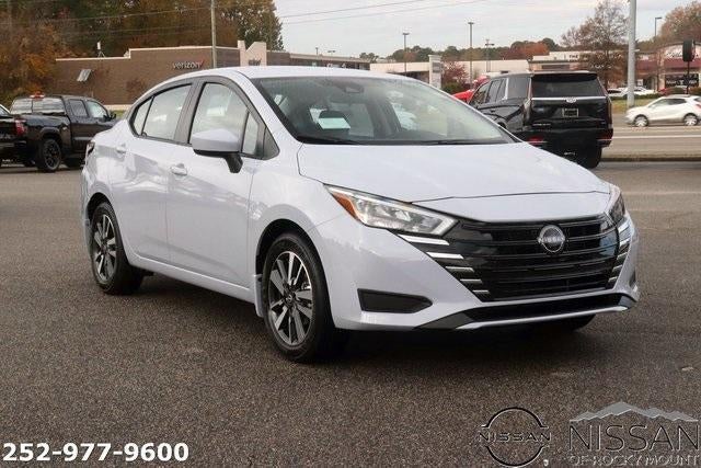 2025 Nissan Versa SV CVT