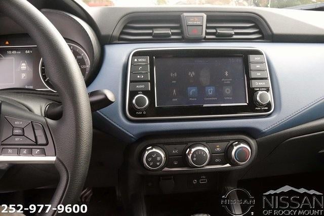 2025 Nissan Versa SV CVT