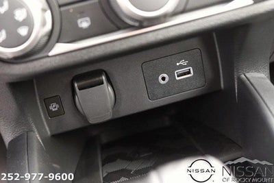 2025 Nissan Versa SV CVT