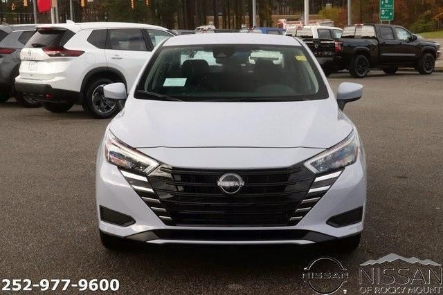 2025 Nissan Versa SV CVT