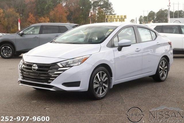 2025 Nissan Versa SV CVT