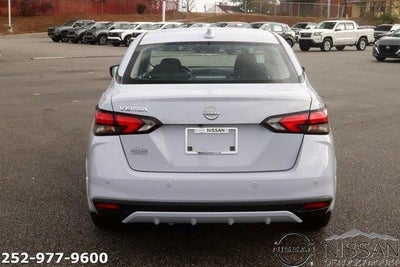 2025 Nissan Versa SV CVT