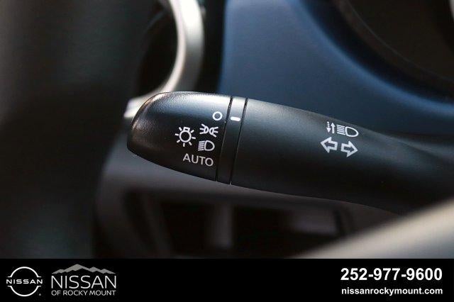 2024 Nissan Versa SV CVT