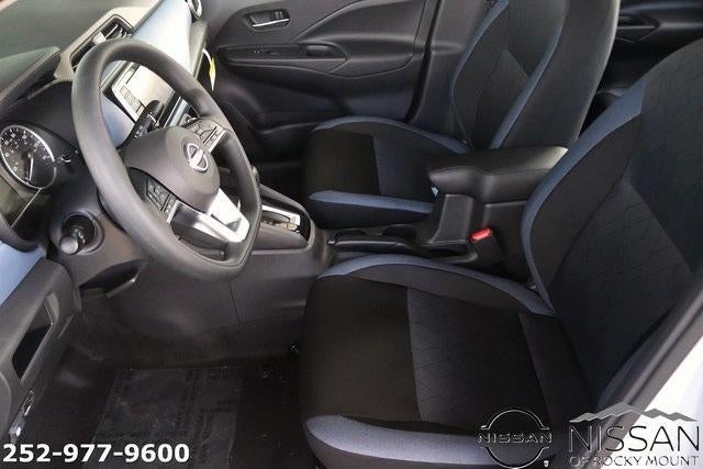 2025 Nissan Versa SV CVT