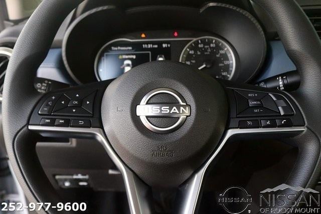 2025 Nissan Versa SV CVT