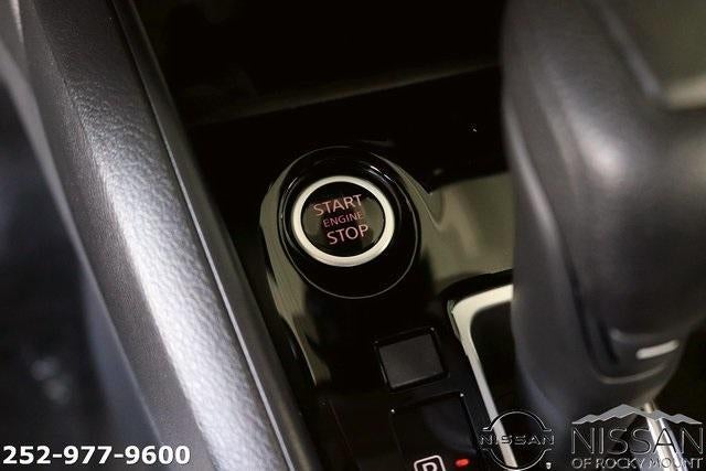 2025 Nissan Versa SV CVT