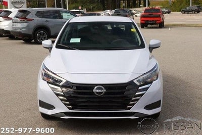2025 Nissan Versa SV CVT