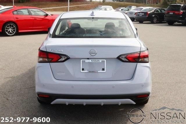 2025 Nissan Versa SV CVT