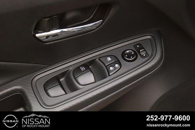 2025 Nissan Versa SV CVT