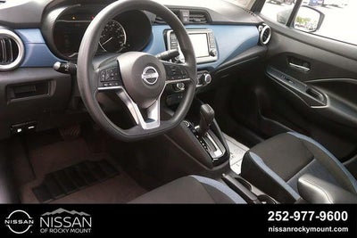 2025 Nissan Versa SV CVT