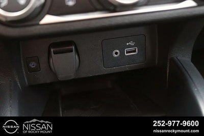 2025 Nissan Versa SV CVT