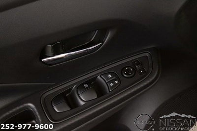 2025 Nissan Versa SV CVT