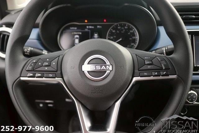 2025 Nissan Versa SV CVT