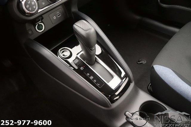 2025 Nissan Versa SV CVT