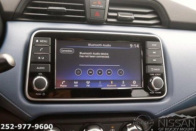 2025 Nissan Versa SV CVT