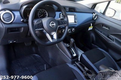 2025 Nissan Versa SV CVT