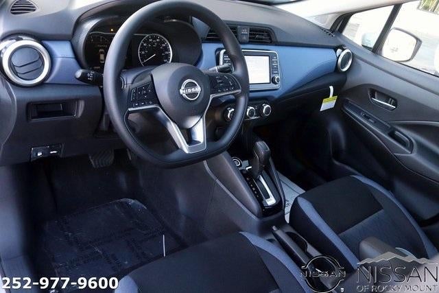 2025 Nissan Versa SV CVT