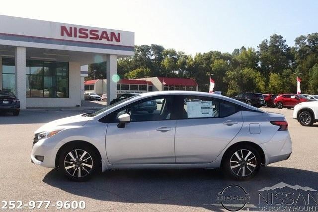 2025 Nissan Versa SV CVT