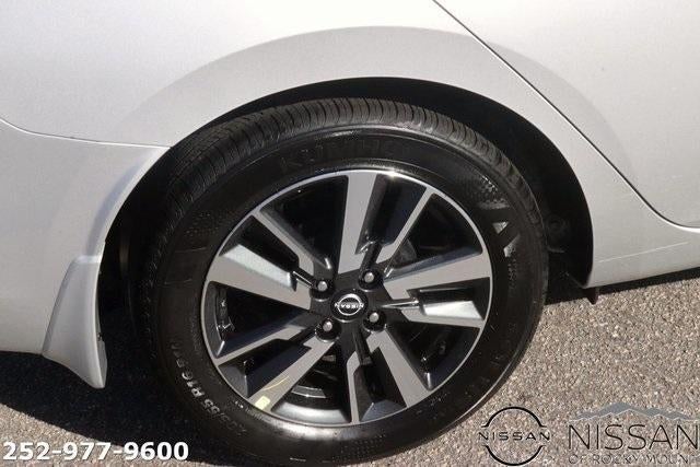 2025 Nissan Versa SV CVT