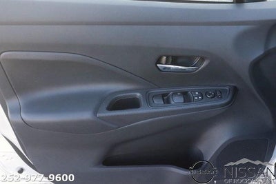 2025 Nissan Versa SV CVT