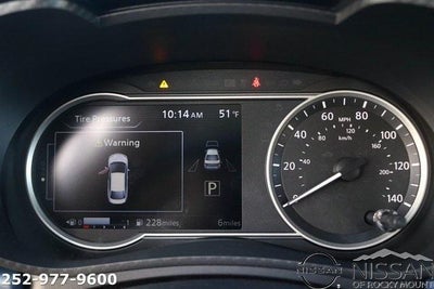 2025 Nissan Versa SV CVT