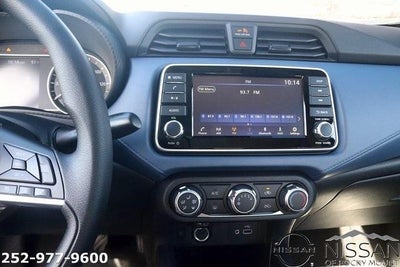 2025 Nissan Versa SV CVT