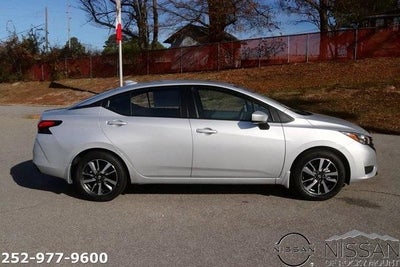 2025 Nissan Versa SV CVT