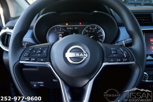 2025 Nissan Versa SV CVT